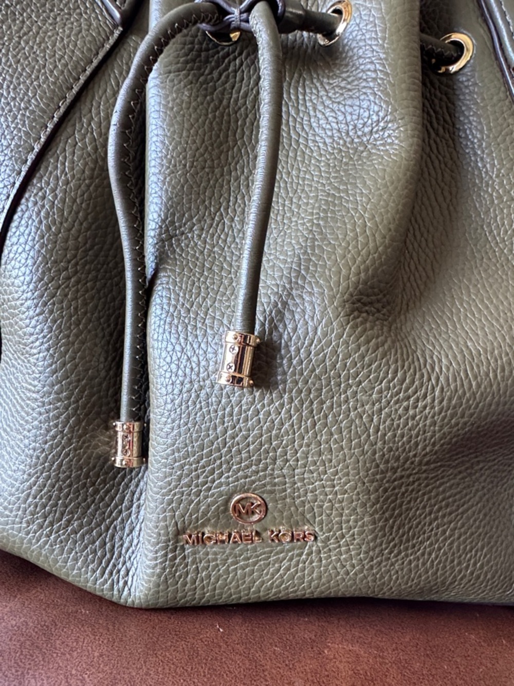 Michael Kors Olive Green Pebbled Leather Drawstring Shoulder Bag - Picture 3 of 9